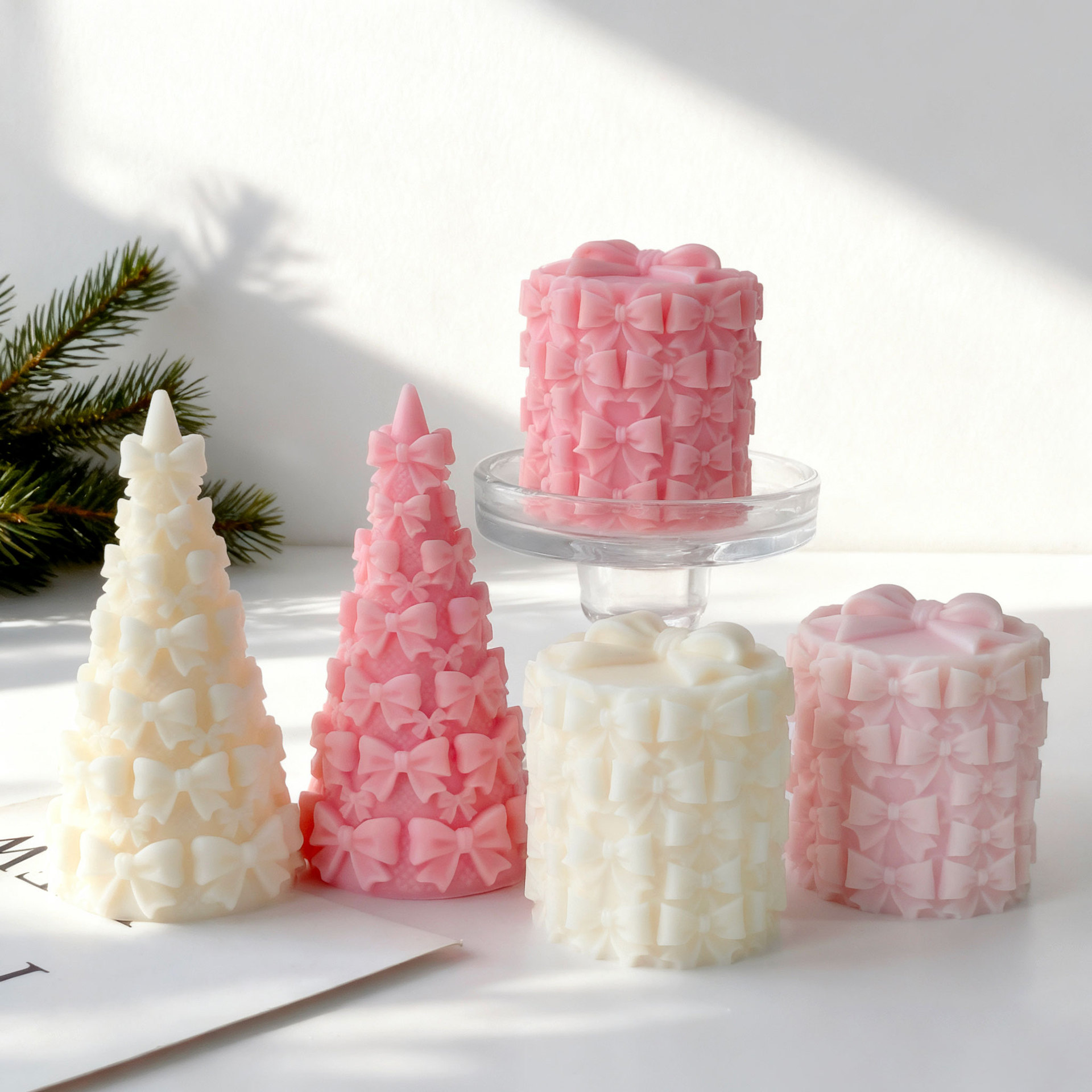3D 蝶ネクタイ クリスマスツリー ギフトボックス シリコー - Kraft Box Candle のレビューと価格